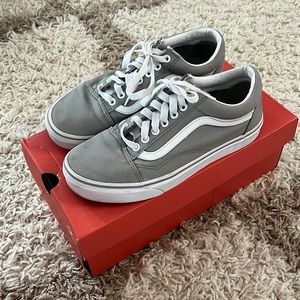 GREY OLD SKOOL VANS!